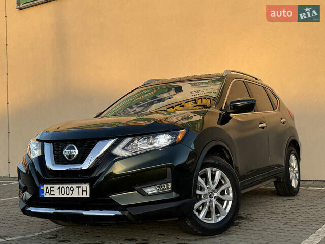 Зелений Ніссан Rogue, об'ємом двигуна 2.49 л та пробігом 175 тис. км за 14999 $, фото 1 на Automoto.ua