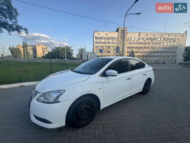 Белый Ниссан Сентра, объемом двигателя 1.6 л и пробегом 144 тыс. км за 7200 $, фото 1 на Automoto.ua