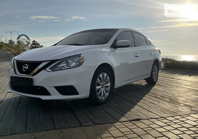 Білий Ніссан Сентра, об'ємом двигуна 1.8 л та пробігом 70 тис. км за 9700 $, фото 1 на Automoto.ua