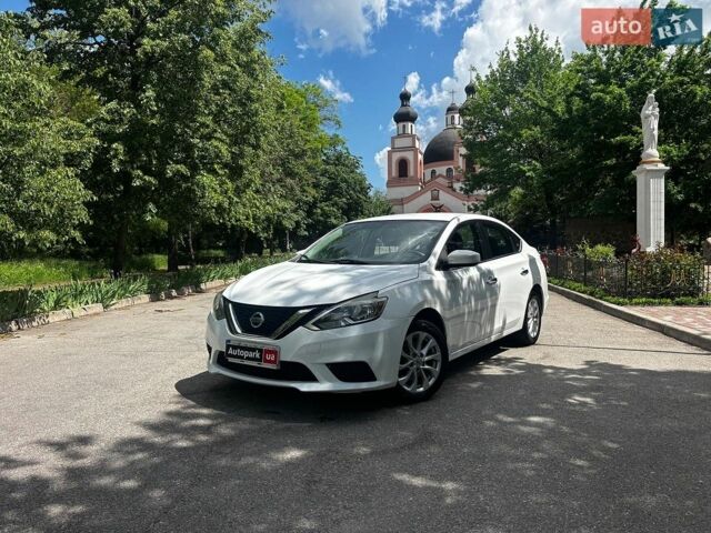 Белый Ниссан Сентра, объемом двигателя 1.8 л и пробегом 77 тыс. км за 8990 $, фото 1 на Automoto.ua