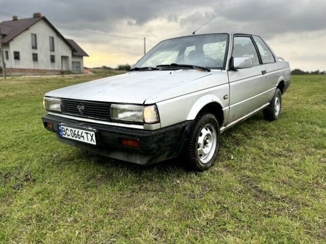 Сірий Ніссан Сентра, об'ємом двигуна 1.6 л та пробігом 220 тис. км за 899 $, фото 1 на Automoto.ua