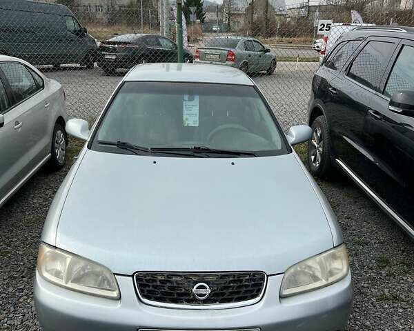 Серый Ниссан Сентра, объемом двигателя 1.77 л и пробегом 130 тыс. км за 3000 $, фото 1 на Automoto.ua