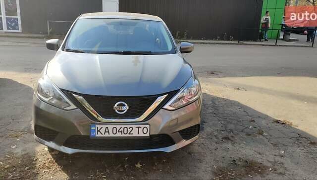 Серый Ниссан Сентра, объемом двигателя 1.8 л и пробегом 120 тыс. км за 9000 $, фото 1 на Automoto.ua