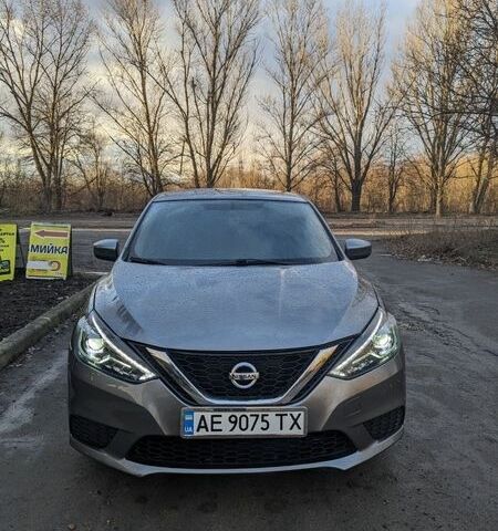 Сірий Ніссан Сентра, об'ємом двигуна 1.8 л та пробігом 145 тис. км за 9400 $, фото 1 на Automoto.ua