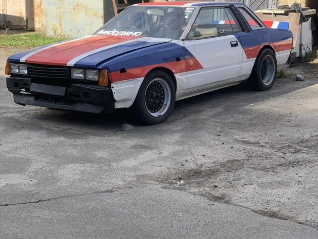 Білий Ніссан Сільвія, об'ємом двигуна 1.8 л та пробігом 100 тис. км за 700 $, фото 1 на Automoto.ua