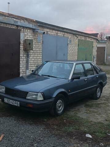 Синій Ніссан Станза, об'ємом двигуна 1.8 л та пробігом 217 тис. км за 1100 $, фото 1 на Automoto.ua