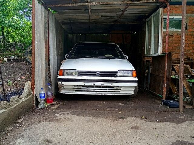 Белый Ниссан Санни, объемом двигателя 1.6 л и пробегом 0 тыс. км за 350 $, фото 1 на Automoto.ua