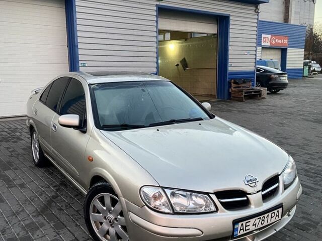 Бежевый Ниссан Санни, объемом двигателя 1.8 л и пробегом 220 тыс. км за 1500 $, фото 1 на Automoto.ua