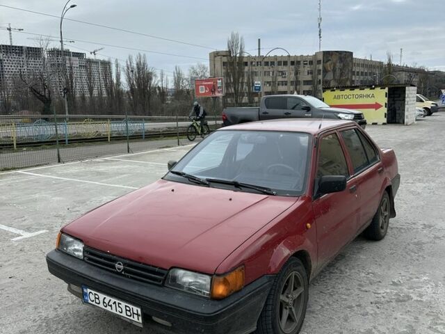 Красный Ниссан Санни, объемом двигателя 1.7 л и пробегом 280 тыс. км за 1500 $, фото 1 на Automoto.ua