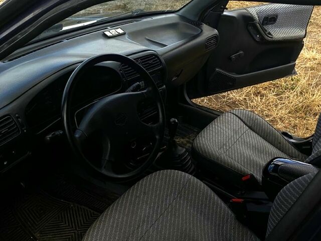 Ниссан Санни, объемом двигателя 1.4 л и пробегом 0 тыс. км за 1300 $, фото 1 на Automoto.ua