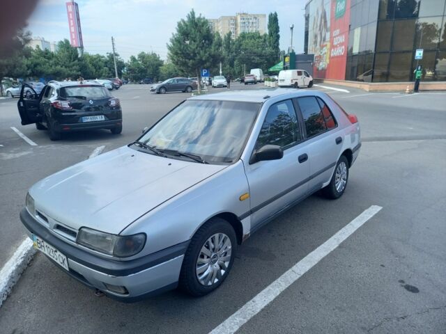 Серый Ниссан Санни, объемом двигателя 0 л и пробегом 445 тыс. км за 1450 $, фото 1 на Automoto.ua