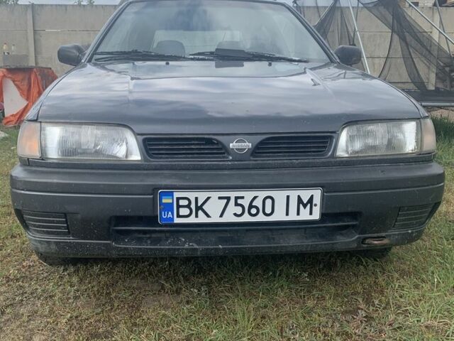 Серый Ниссан Санни, объемом двигателя 2 л и пробегом 259 тыс. км за 1200 $, фото 1 на Automoto.ua