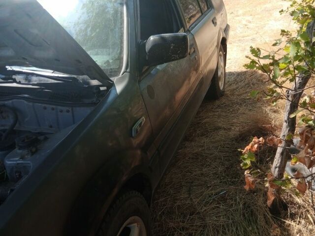 Сірий Ніссан Санні, об'ємом двигуна 1.3 л та пробігом 300 тис. км за 716 $, фото 1 на Automoto.ua