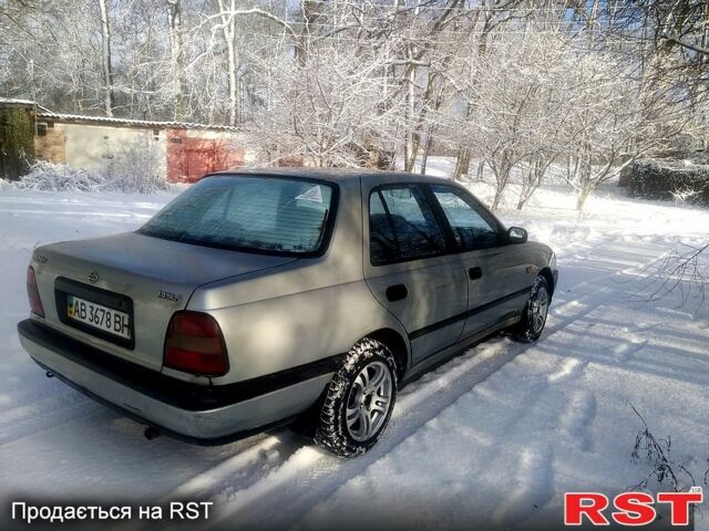 Сірий Ніссан Санні, об'ємом двигуна 1.4 л та пробігом 222 тис. км за 1100 $, фото 1 на Automoto.ua