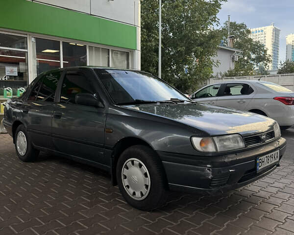 Сірий Ніссан Санні, об'ємом двигуна 1.4 л та пробігом 281 тис. км за 2200 $, фото 1 на Automoto.ua