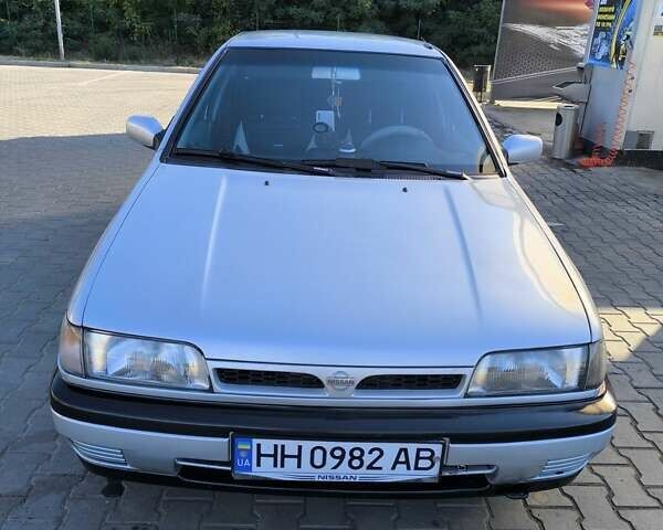 Серый Ниссан Санни, объемом двигателя 1.4 л и пробегом 319 тыс. км за 2100 $, фото 1 на Automoto.ua