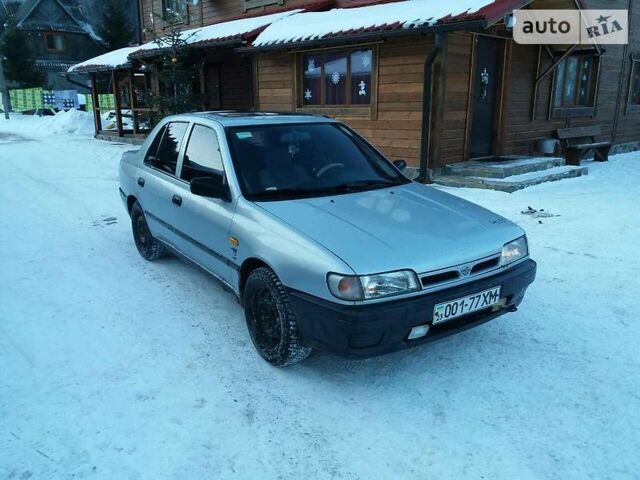 Сірий Ніссан Санні, об'ємом двигуна 1.4 л та пробігом 210 тис. км за 1950 $, фото 1 на Automoto.ua