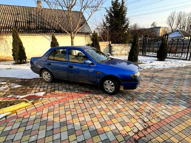 Синий Ниссан Санни, объемом двигателя 1.4 л и пробегом 170 тыс. км за 2999 $, фото 1 на Automoto.ua