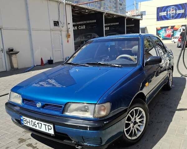 Синій Ніссан Санні, об'ємом двигуна 1.39 л та пробігом 295 тис. км за 1226 $, фото 1 на Automoto.ua