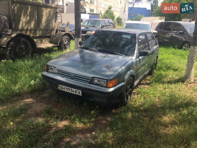 Зелений Ніссан Санні, об'ємом двигуна 1.6 л та пробігом 354 тис. км за 1350 $, фото 1 на Automoto.ua