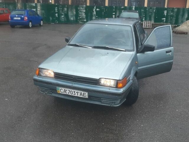 Зеленый Ниссан Санни, объемом двигателя 1.7 л и пробегом 300 тыс. км за 758 $, фото 1 на Automoto.ua