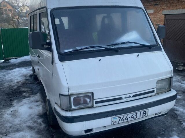 Білий Ніссан Тііда, об'ємом двигуна 3 л та пробігом 350 тис. км за 1300 $, фото 1 на Automoto.ua