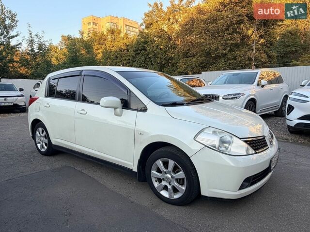 Білий Ніссан Тііда, об'ємом двигуна 1.6 л та пробігом 280 тис. км за 4200 $, фото 1 на Automoto.ua
