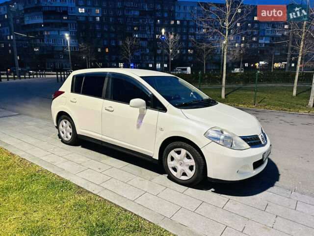 Білий Ніссан Тііда, об'ємом двигуна 1.5 л та пробігом 80 тис. км за 7100 $, фото 1 на Automoto.ua