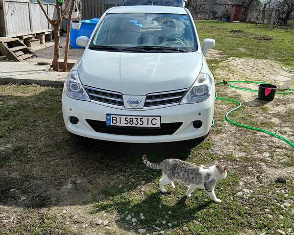 Білий Ніссан Тііда, об'ємом двигуна 1.5 л та пробігом 50 тис. км за 8500 $, фото 1 на Automoto.ua