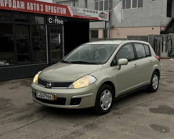 Бежевый Ниссан Тиида, объемом двигателя 1.6 л и пробегом 197 тыс. км за 6550 $, фото 1 на Automoto.ua