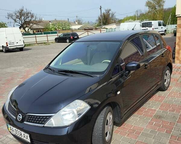 Чорний Ніссан Тііда, об'ємом двигуна 1.6 л та пробігом 117 тис. км за 6800 $, фото 1 на Automoto.ua