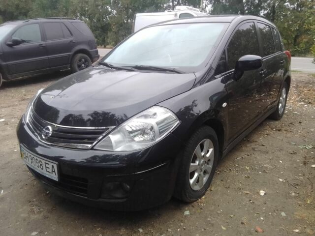 Чорний Ніссан Тііда, об'ємом двигуна 1.6 л та пробігом 247 тис. км за 6700 $, фото 1 на Automoto.ua