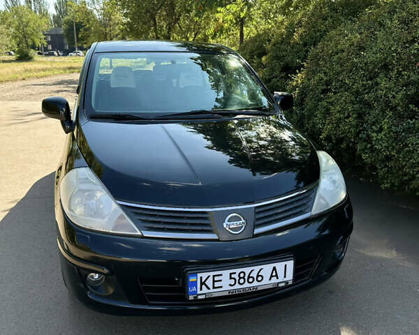 Чорний Ніссан Тііда, об'ємом двигуна 1.6 л та пробігом 121 тис. км за 4950 $, фото 1 на Automoto.ua