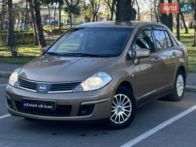 Коричневый Ниссан Тиида, объемом двигателя 1.6 л и пробегом 139 тыс. км за 5500 $, фото 1 на Automoto.ua