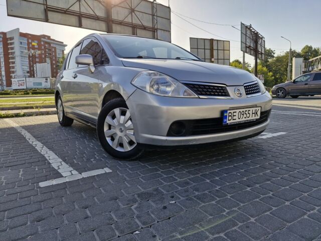 Серый Ниссан Тиида, объемом двигателя 1.6 л и пробегом 192 тыс. км за 5100 $, фото 1 на Automoto.ua