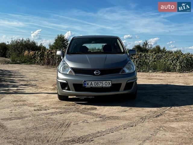 Сірий Ніссан Тііда, об'ємом двигуна 1.6 л та пробігом 115 тис. км за 8200 $, фото 1 на Automoto.ua
