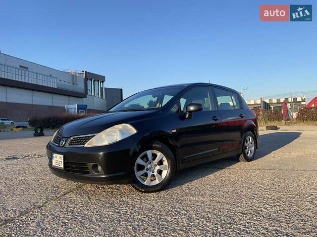 Синий Ниссан Тиида, объемом двигателя 1.6 л и пробегом 161 тыс. км за 8200 $, фото 1 на Automoto.ua