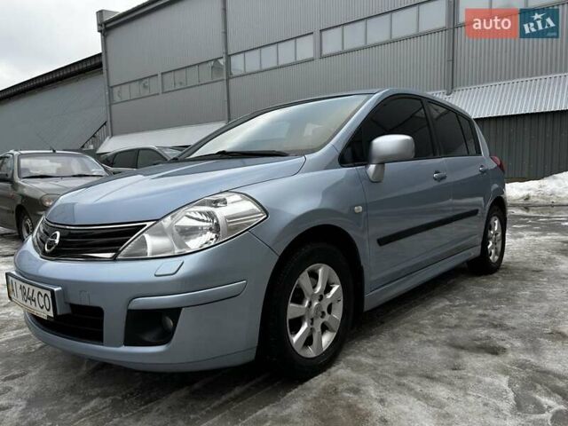 Синий Ниссан Тиида, объемом двигателя 1.6 л и пробегом 114 тыс. км за 8000 $, фото 1 на Automoto.ua