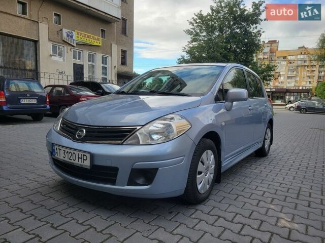 Синий Ниссан Тиида, объемом двигателя 1.6 л и пробегом 131 тыс. км за 7650 $, фото 1 на Automoto.ua