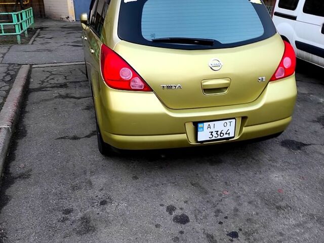 Зеленый Ниссан Тиида, объемом двигателя 1.6 л и пробегом 0 тыс. км за 6200 $, фото 1 на Automoto.ua