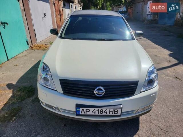 Белый Ниссан Теана, объемом двигателя 3.5 л и пробегом 272 тыс. км за 5800 $, фото 1 на Automoto.ua