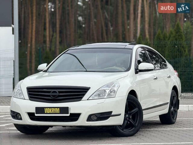 Білий Ніссан Теана, об'ємом двигуна 3.5 л та пробігом 207 тис. км за 7950 $, фото 1 на Automoto.ua