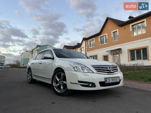 Ниссан Теана 2008 в Каменце-Подольском на Automoto.ua Белый Ниссан Теана, объемом двигателя 3.5 л и пробегом 190 тыс. км за 7999 $, фото 1 на Automoto.ua