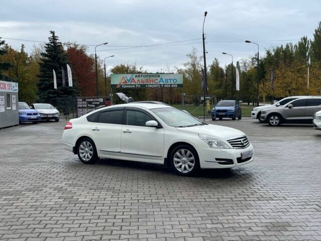 Ниссан Теана 2008 в Кривом Роге на Automoto.ua Белый Ниссан Теана, объемом двигателя 2.5 л и пробегом 236 тыс. км за 5999 $, фото 1 на Automoto.ua