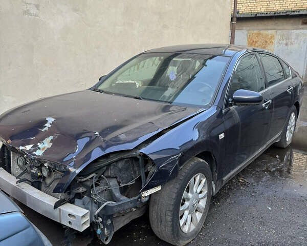 Черный Ниссан Теана, объемом двигателя 2.3 л и пробегом 260 тыс. км за 2500 $, фото 1 на Automoto.ua