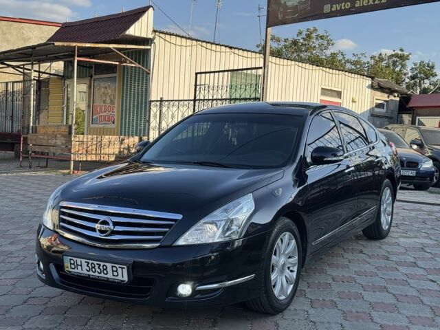 Черный Ниссан Теана, объемом двигателя 2.5 л и пробегом 174 тыс. км за 7499 $, фото 1 на Automoto.ua