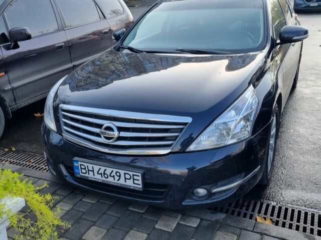 Черный Ниссан Теана, объемом двигателя 3.5 л и пробегом 250 тыс. км за 7700 $, фото 1 на Automoto.ua