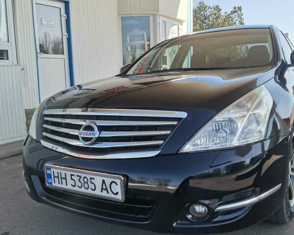 Черный Ниссан Теана, объемом двигателя 2.5 л и пробегом 250 тыс. км за 7200 $, фото 1 на Automoto.ua
