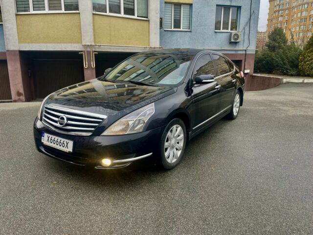 Черный Ниссан Теана, объемом двигателя 2.5 л и пробегом 198 тыс. км за 8200 $, фото 1 на Automoto.ua
