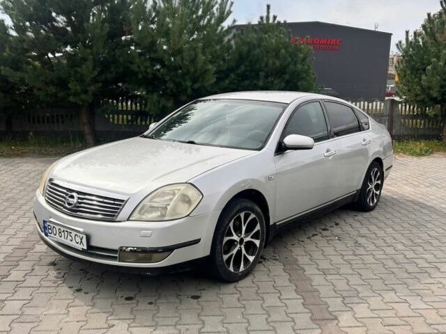 Серый Ниссан Теана, объемом двигателя 2 л и пробегом 301 тыс. км за 4300 $, фото 1 на Automoto.ua